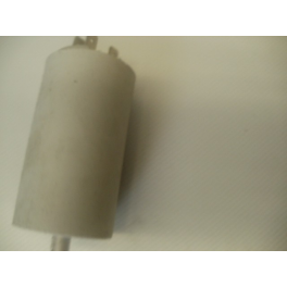 Condensator 50 uF 2x2 aansluitingen 